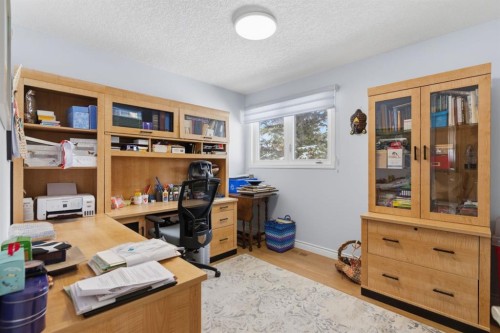 352 Oakside Circle Sw, Calgary, AB - Indoor Photo Showing Office