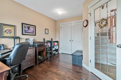 43 Sheep River Heights, Okotoks, AB - Indoor Photo Showing Office