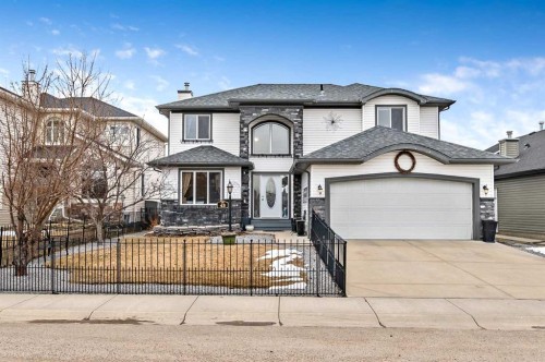 43 Sheep River Heights  Okotoks, AB T1S 2A1