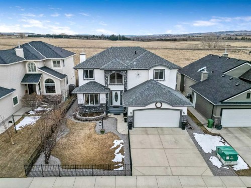 43 Sheep River Heights, Okotoks, AB - Outdoor