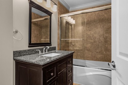 323 Hoodoo Crescent, Canmore, AB - Indoor Photo Showing Bathroom