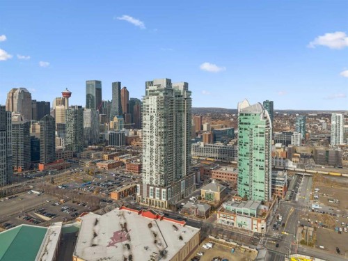 706-1188 3 Street Se, Calgary, AB - Outdoor With View