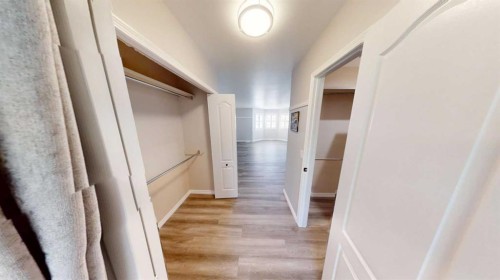 36 Chaparral Drive Se, Calgary, AB - Indoor Photo Showing Other Room