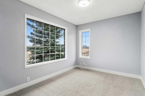 48 Douglas Park Boulevard Se, Calgary, AB - Indoor Photo Showing Other Room