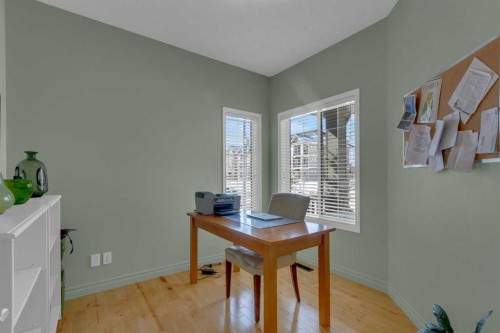 4 Cranfield Circle Se, Calgary, AB - Indoor Photo Showing Office