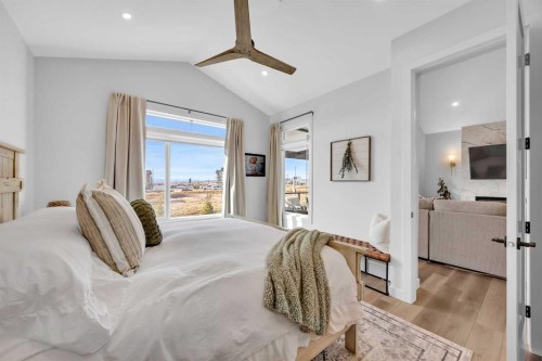 13 Emerson Crescent, Okotoks, AB - Indoor Photo Showing Bedroom