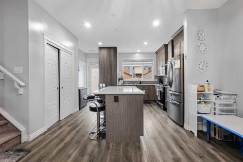 183 Cornerbrook Gate Ne, Calgary, AB - Indoor Photo Showing Kitchen