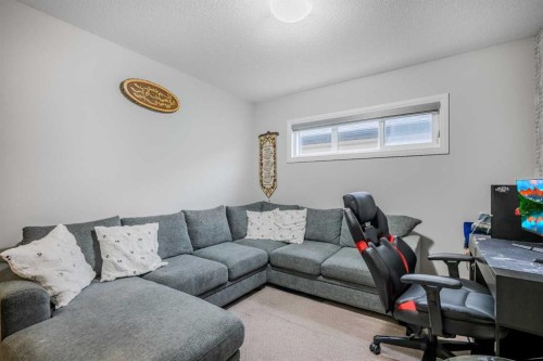 183 Cornerbrook Gate Ne, Calgary, AB - Indoor Photo Showing Living Room