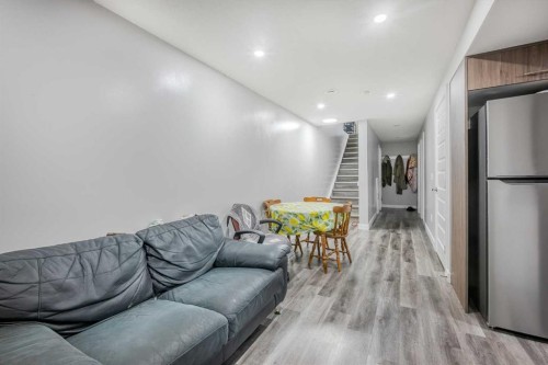 183 Cornerbrook Gate Ne, Calgary, AB - Indoor