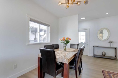 37 Royal Birch Landing Nw, Calgary, AB - Indoor Photo Showing Dining Room