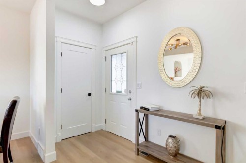 37 Royal Birch Landing Nw, Calgary, AB - Indoor Photo Showing Other Room