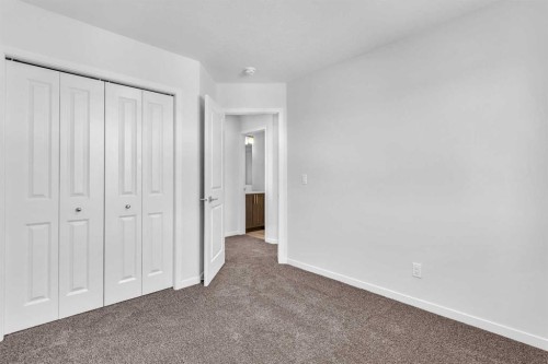 20 Iris Crescent, Okotoks, AB - Indoor Photo Showing Other Room