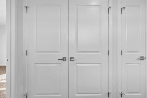 20 Iris Crescent, Okotoks, AB - Indoor Photo Showing Other Room