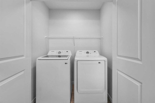 20 Iris Crescent, Okotoks, AB - Indoor Photo Showing Laundry Room
