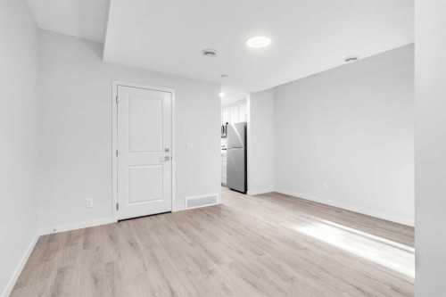 20 Iris Crescent, Okotoks, AB - Indoor Photo Showing Other Room