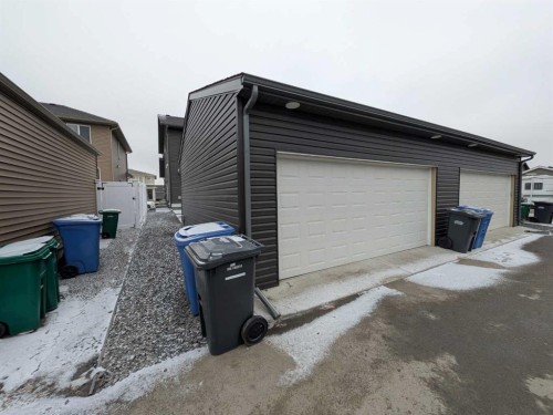 20 Iris Crescent, Okotoks, AB - Outdoor With Exterior