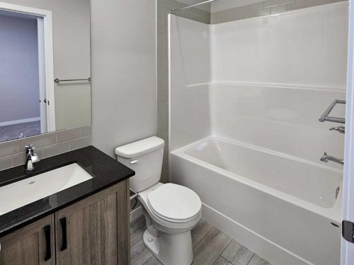 60 Herron Walk Ne, Calgary, AB 