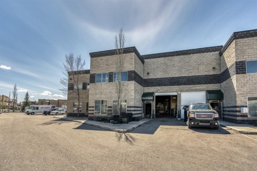 215-32 Westwinds Crescent Ne, Calgary, AB 