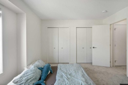 628 Copperstone Manor Se, Calgary, AB - Indoor Photo Showing Bedroom