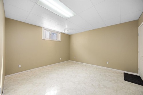 35 Scimitar Heath Nw, Calgary, AB - Indoor