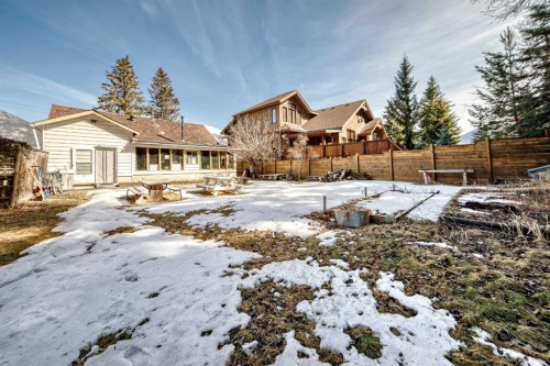 231 Three Sisters Drive, Canmore, AB - Outdoor