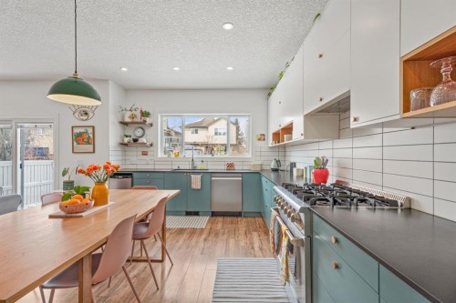 32 Chapalina Common Se, Calgary, AB - Indoor