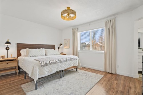 32 Chapalina Common Se, Calgary, AB - Indoor Photo Showing Bedroom