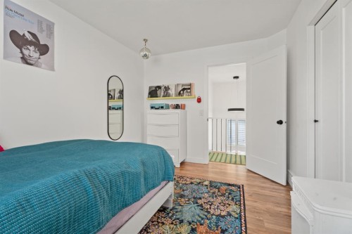 32 Chapalina Common Se, Calgary, AB - Indoor Photo Showing Bedroom