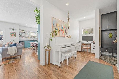 32 Chapalina Common Se, Calgary, AB - Indoor