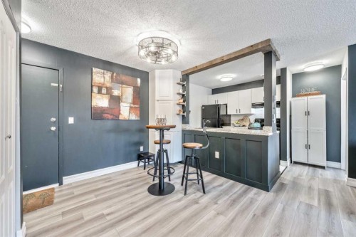 106-10 Dover Point Se, Calgary, AB - Indoor