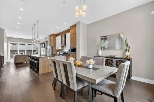 3736 44 Street Sw, Calgary, AB - Indoor Photo Showing Dining Room