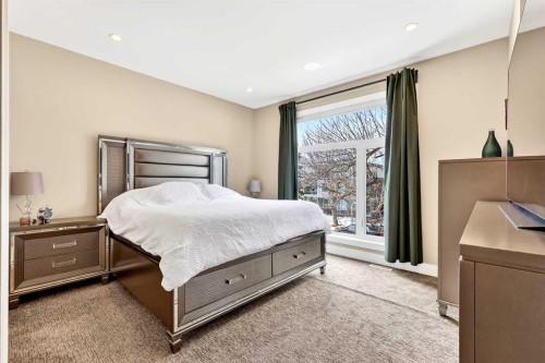 3736 44 Street Sw, Calgary, AB - Indoor Photo Showing Bedroom
