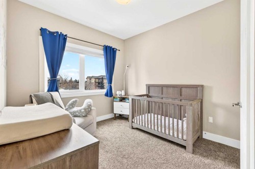 3736 44 Street Sw, Calgary, AB - Indoor Photo Showing Bedroom