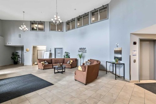 244-52 Cranfield Link Se, Calgary, AB - Indoor Photo Showing Other Room