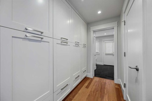 116 Bay View Drive Sw, Calgary, AB - Indoor Photo Showing Other Room