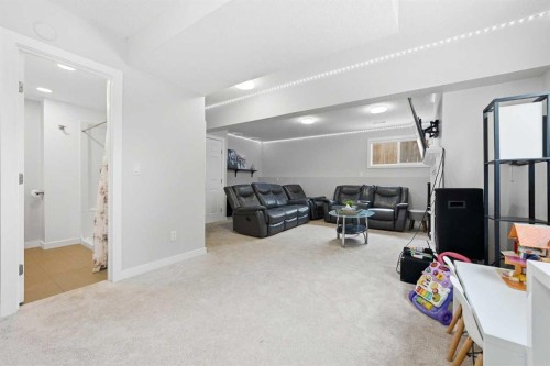 151 Templevale Place Ne, Calgary, AB 