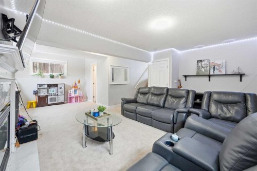 151 Templevale Place Ne, Calgary, AB 