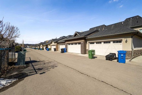 536 Quarry Park Boulevard Se, Calgary, AB - Outdoor
