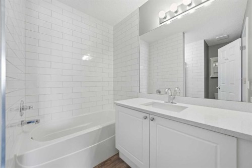 83 Cranfield Crescent Se, Calgary, AB - Indoor Photo Showing Bathroom
