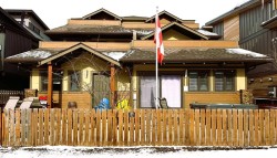 1-1406 2nd Avenue Canmore, AB T1W 1M9