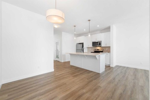 48 Ambleside Crescent Nw, Calgary, AB - Indoor Photo Showing Kitchen