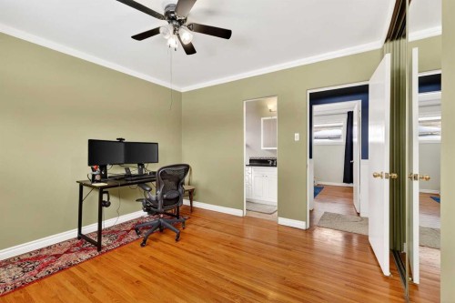 33 Warwick Drive Sw, Calgary, AB - Indoor