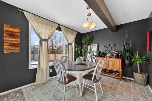 210 West Creek Bay, Chestermere, AB - Indoor Photo Showing Dining Room