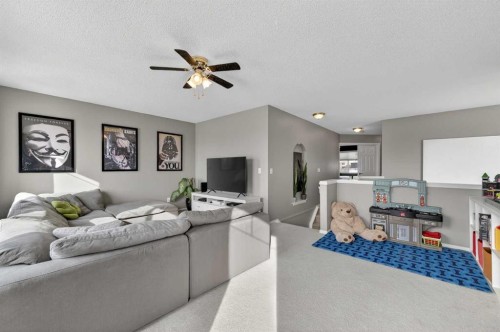 210 West Creek Bay, Chestermere, AB - Indoor Photo Showing Living Room