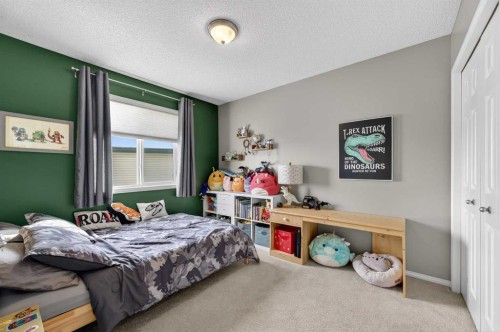 210 West Creek Bay, Chestermere, AB - Indoor Photo Showing Bedroom