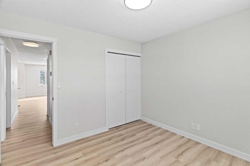 937 Marcombe Drive Ne, Calgary, AB - Indoor Photo Showing Other Room