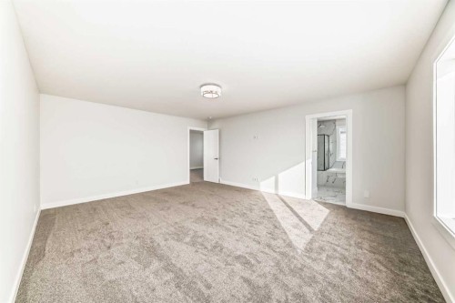 100 Corner Glen Manor Ne, Calgary, AB - Indoor Photo Showing Other Room