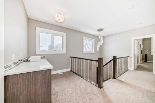 2117 51 Avenue Sw, Calgary, AB - Indoor Photo Showing Other Room