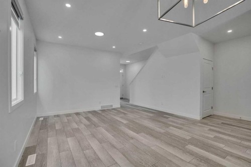 26 Amblehurst Path Nw, Calgary, AB - Indoor Photo Showing Other Room