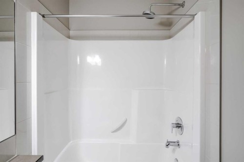 108 Redstone View Ne, Calgary, AB - Indoor Photo Showing Bathroom